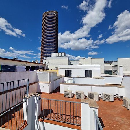 סביליה Castilla Del Cachorro, Apto De 2 Dormitorios En Triana מראה חיצוני תמונה